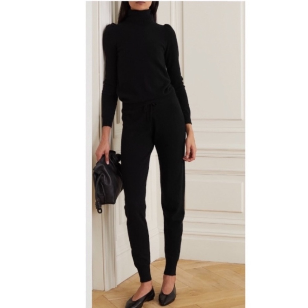 Theory Relaxed Track Pants in Black- Medium.